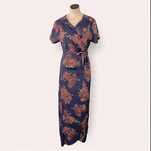 Floral Wrap Maxi Dress - Picture 3 of 9